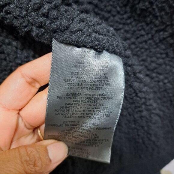 Levi's Men's Sherpa Lined Two Pocket Hooded Trucker Jacket Black Large NWT - Picture 11 of 16